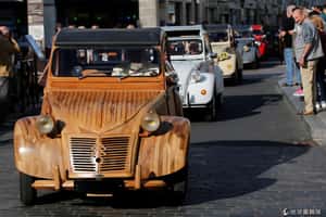 坐上我的木頭車  法國家具商的純手工雪鐵龍初上路