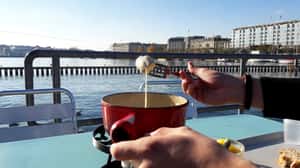 【地球 24小時】12/10  今天，我想來點瑞士起司鍋