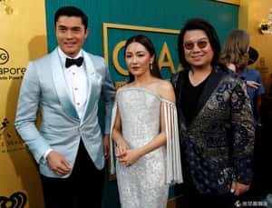 《瘋狂亞洲富豪》作者逃兵  新加坡通緝中