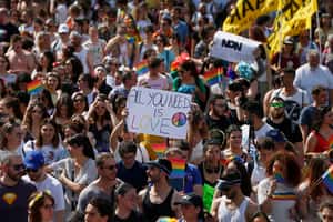 羅馬教廷：教會不會也不能祝福同性婚姻