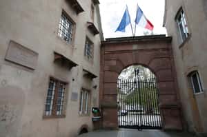 向總統的搖籃說再見  馬克宏宣布關閉菁英文官學院