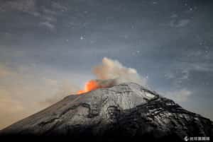 墨國火山噴發警戒再度升高