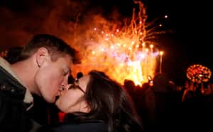 巴黎蒙馬特愛牆 用250種語言說愛你