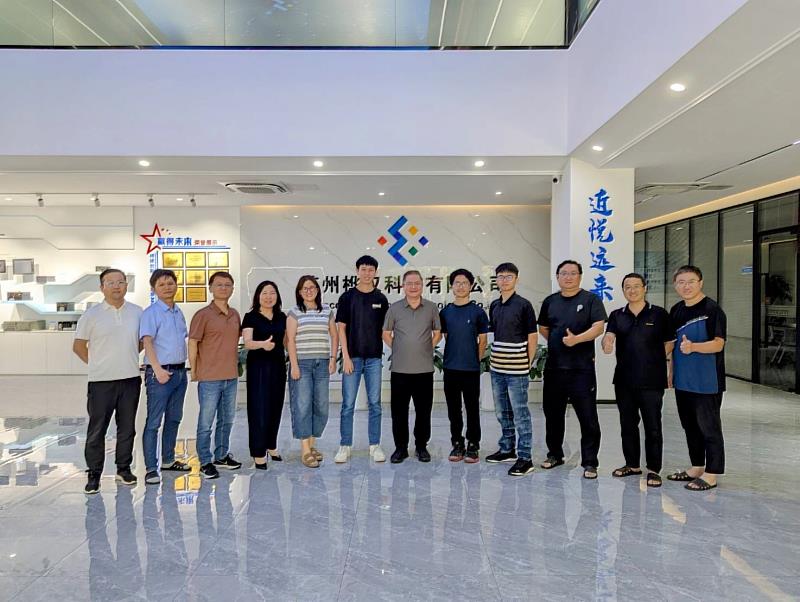 學長搭橋學弟接棒 聖約翰樺漢菁英班3學弟昆山實習成果豐碩