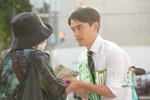 利用Twitter、TikTok與選民溝通！26歲學霸成為日本史上最年輕市長