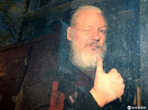 為什麼厄瓜多不再庇護阿桑奇？