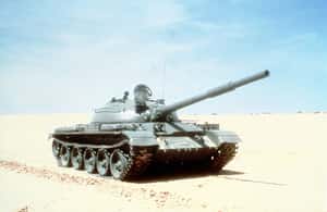 時光越打越倒退，俄軍挖出50歲T-62戰車上前線