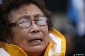 船長遭控棄乘客不顧 南韓船難增至25死