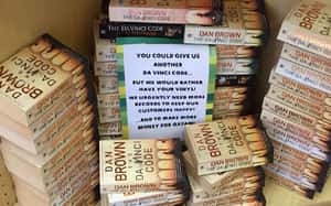 英慈善機構：不要再給我們《達文西密碼》！