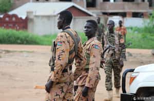 又一場內戰？南蘇丹總統、副總統互槓交火