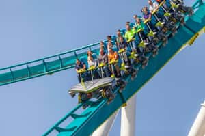 8名乘客倒吊空中逾3個小時　歐美多起雲霄飛車意外接連發生
