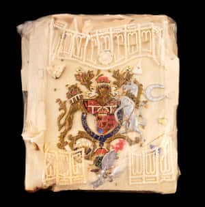 來片英國黛安娜王妃婚禮蛋糕！存放四十年今拍賣