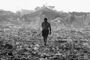 菲律賓貧民逐夢煙霧山