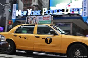 聽取民意 挪威首相巧扮司機