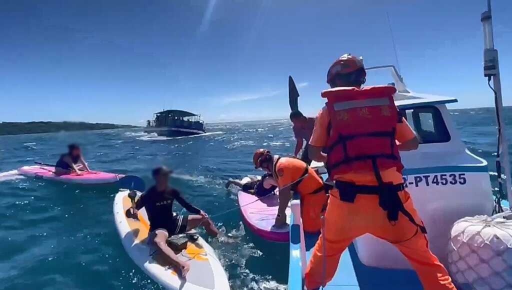 海巡守望發現危難　即刻救援小琉球漂流SUP遊客