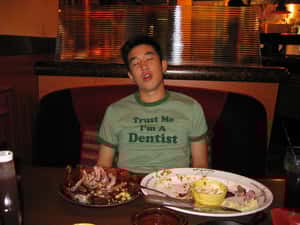 吃飽後好想睡  你得了食物昏迷症了嗎？