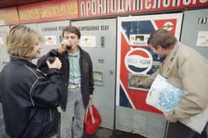 那些年，蘇聯用伏特加、油輪和百事可樂做生意