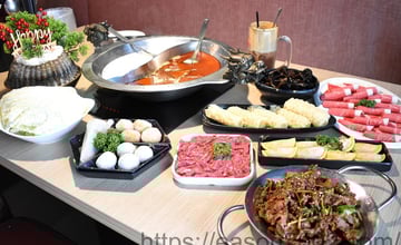 台北麻辣鴛鴦火鍋 | 四川龍府 壽星來店慶祝皆送「生日蝦蛋糕」 幾歲送幾隻蝦 近捷運葫洲站