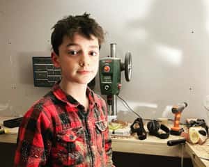 小木工大成就 12歲木工受網友鼓勵重拾信心