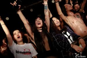 工時長沒加班費 中國千禧世代反「996工時制」