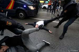 超過90%想獨立  加泰隆尼亞公投爆發流血衝突