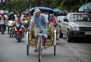 體驗舊時代風情！泰國黃包車讓你慢步調體驗不一樣風景