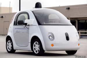 Google 汽車最新專利，撞到行人後把人黏在車上