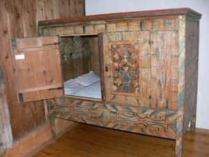 古代人的膠囊旅館  中世紀歐洲箱型床 