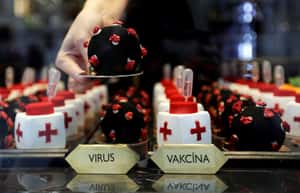 【地球 24小時】03/03 左一口病毒，右一口疫苗