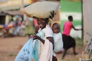 不靠男人、不是同志 坦尚尼亞部落「女女婚」傳統