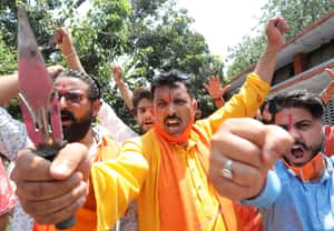 「異常」的中印邊界：石塊與棍棒大戰造成45年來首次人員死亡，熱戰爆發還是理性降溫？