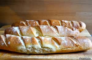 不吃長棍麵包就是恐怖份子   法國反恐海報惹議