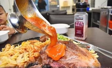 北投在地人推薦 | 北投牛排 堅持使用原塊牛排 肉質鮮嫩美味 加醬、沾玫瑰鹽都好吃