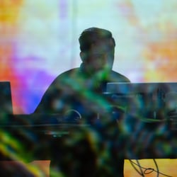 맥스 쿠퍼 3D AV 라이브