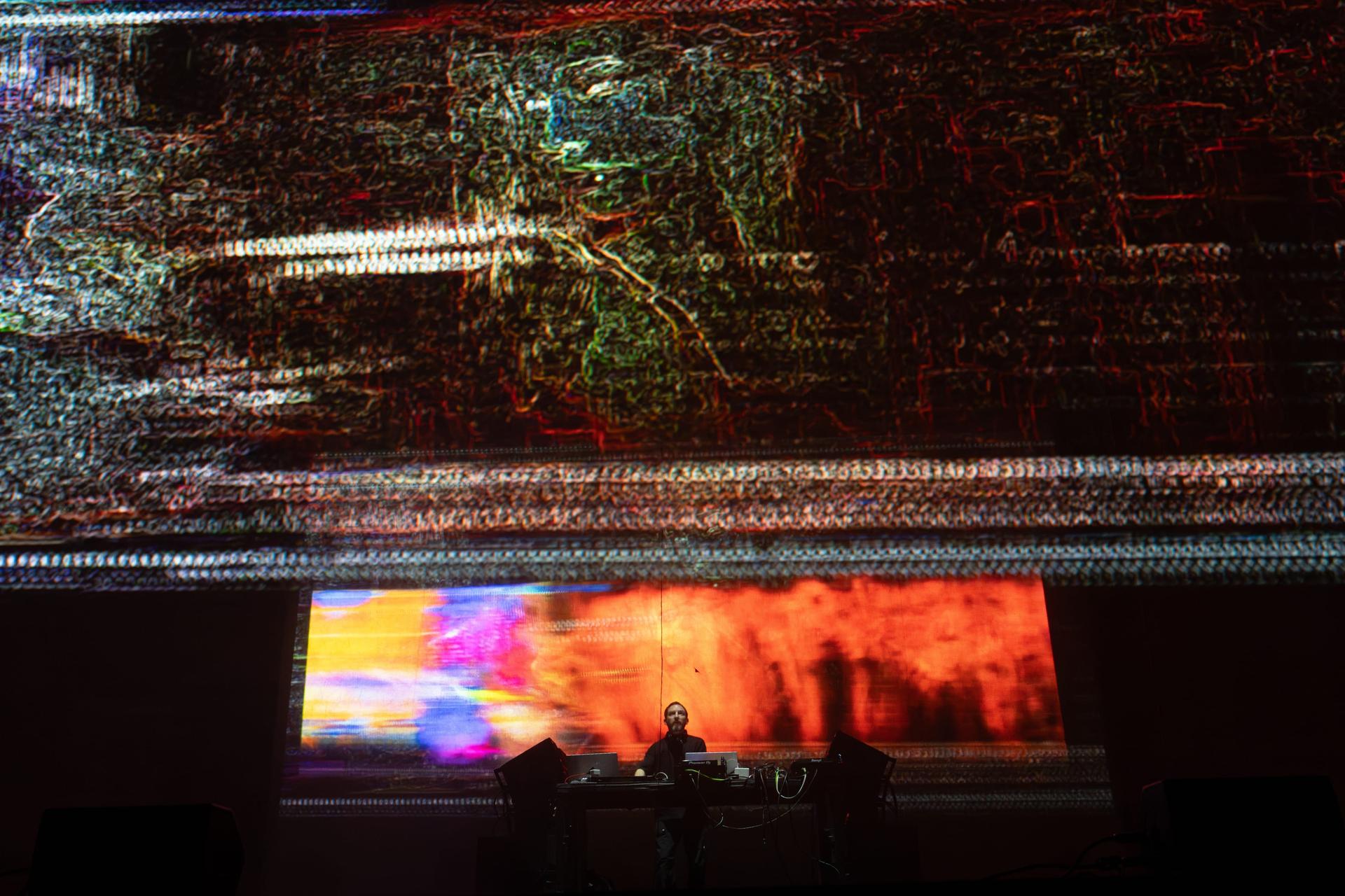 _HCK7277_compressed.jpg
