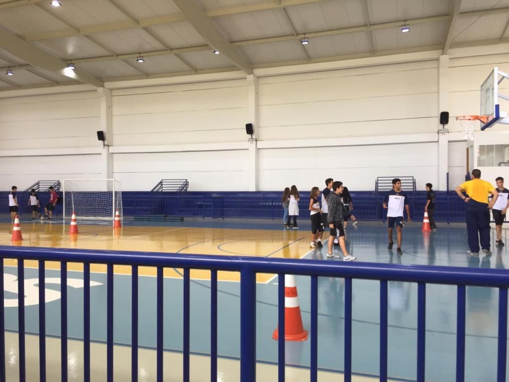 Ginásio do SESC Horto com sistema de som ambiente instalado