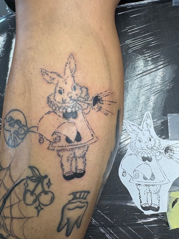 linework tattoo by Hannah  — los angeles