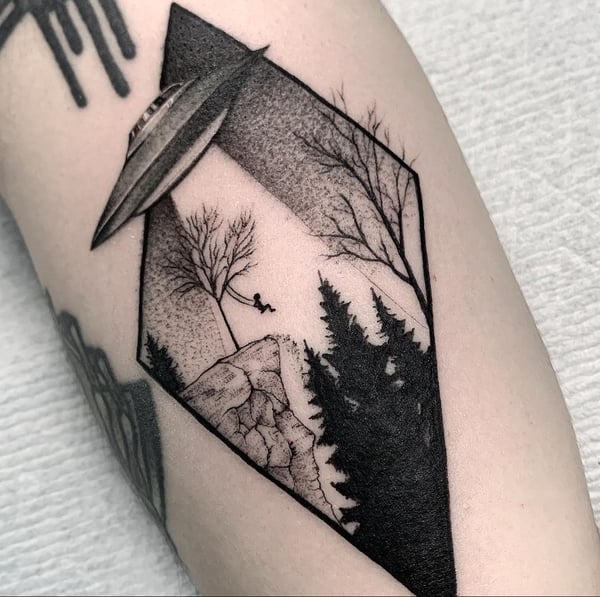 blackwork ufo and landscape tattoo — by Vince Espinoza, los angeles