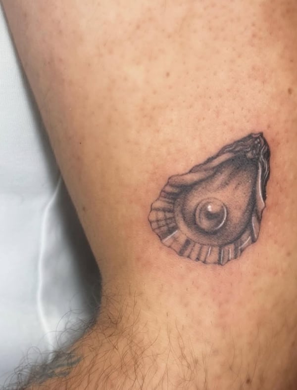 blackwork tattoo by Samantha Wilks — los angeles