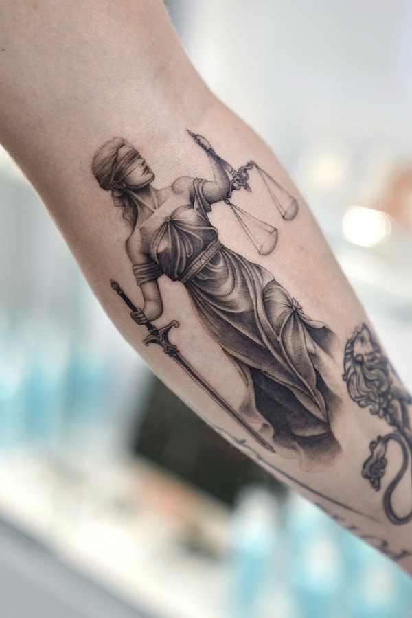 realism tattoo by otaybeatdown in los angeles