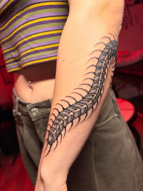 blackwork centipede tattoo — by Vince Espinoza, los angeles