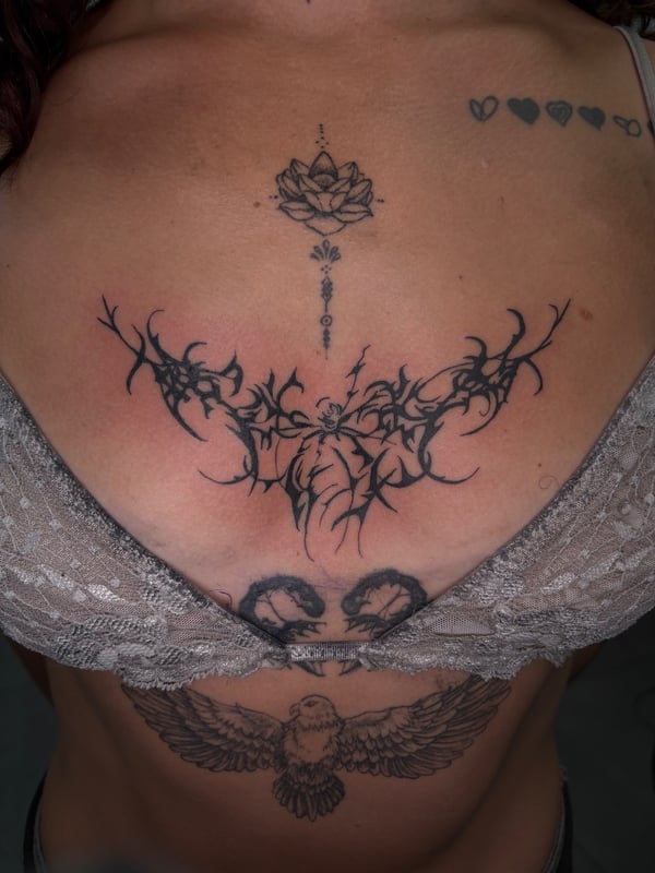 blackwork tattoo by Hannah  — los angeles