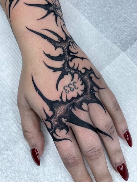 blackwork tattoo by vince espinoza