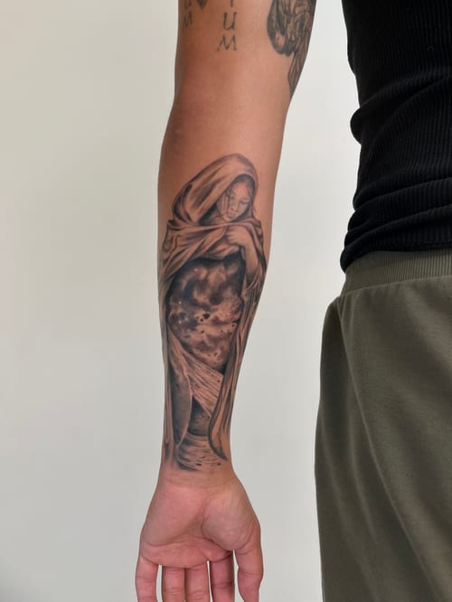 realism tattoo by dean felipe in downtown la, los angeles
