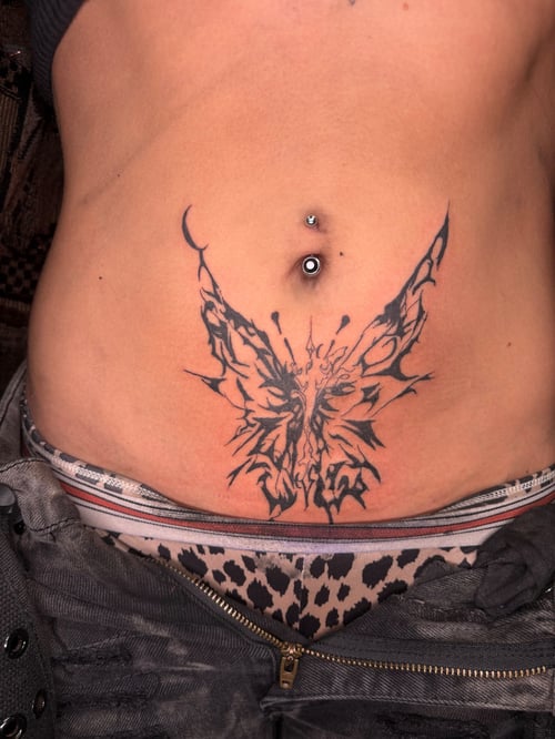 tribal tattoo by hannah in los angeles