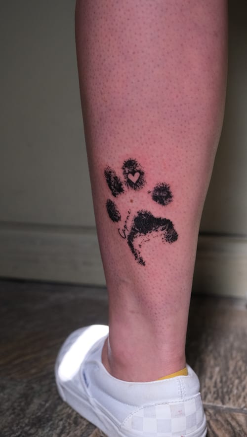 blackwork tattoo by nik lucas in mid-city, los angeles