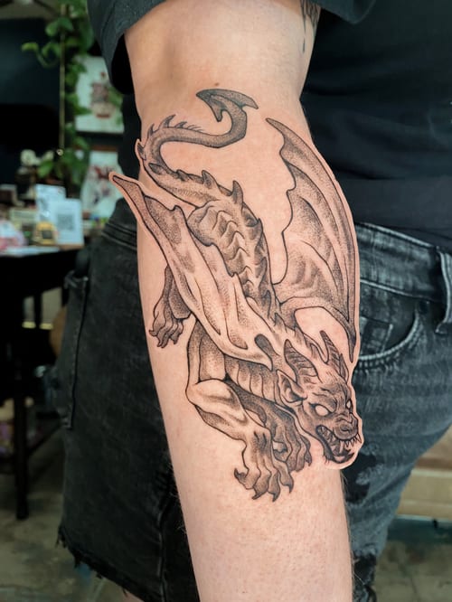 illustrative tattoo by katlyyons in mid-city, los angeles