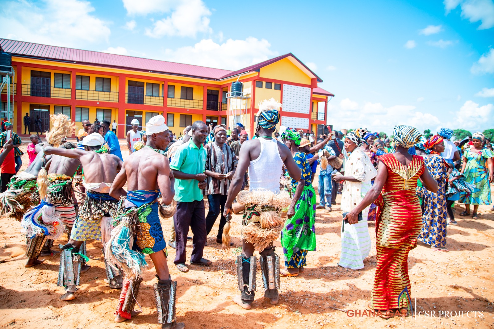 Ghana Gas commissions 12-unit classroom block at Yunyoo-Nasuan, N/E