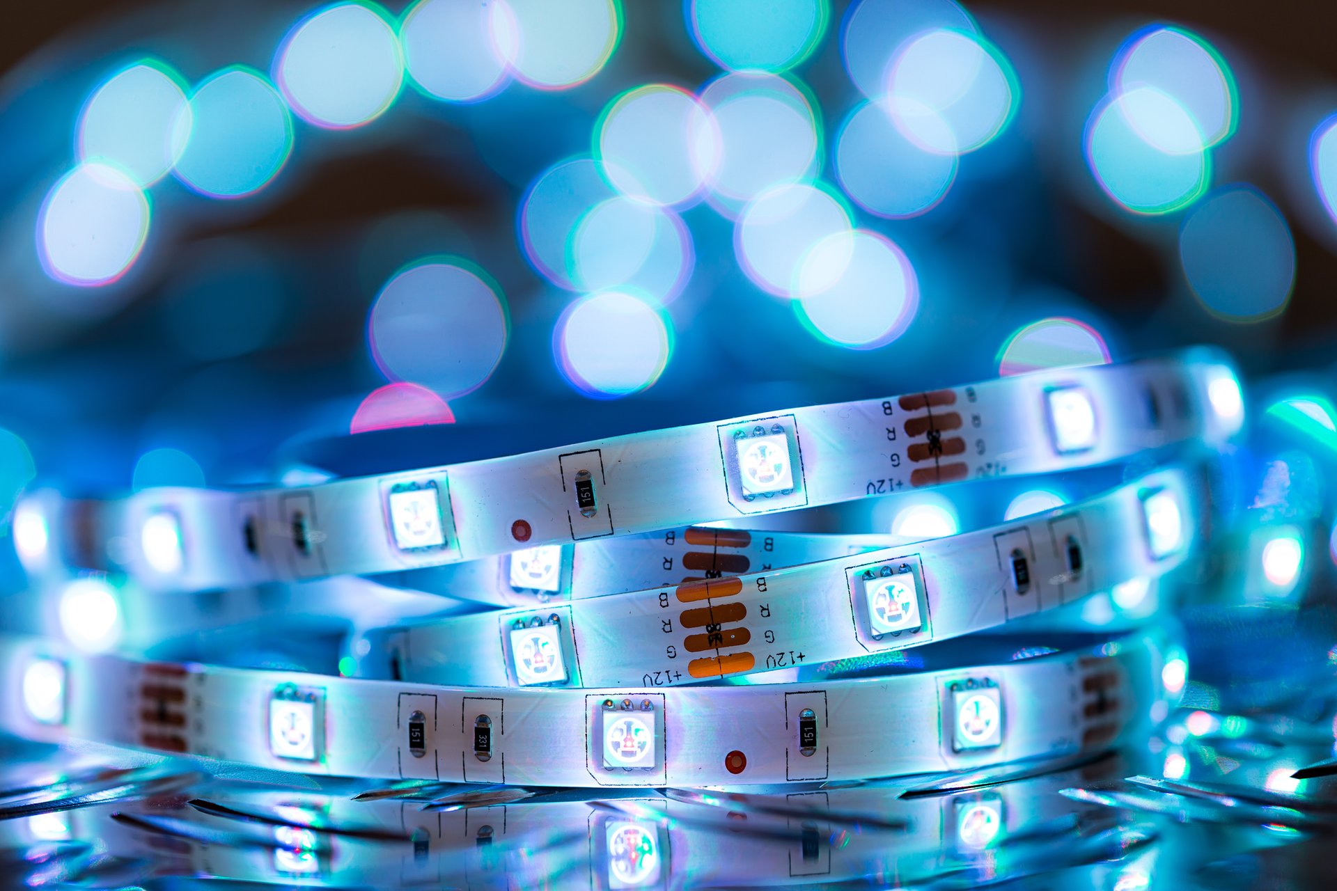 High Throughput Experimentation on Advanced Optoelectronic Materials