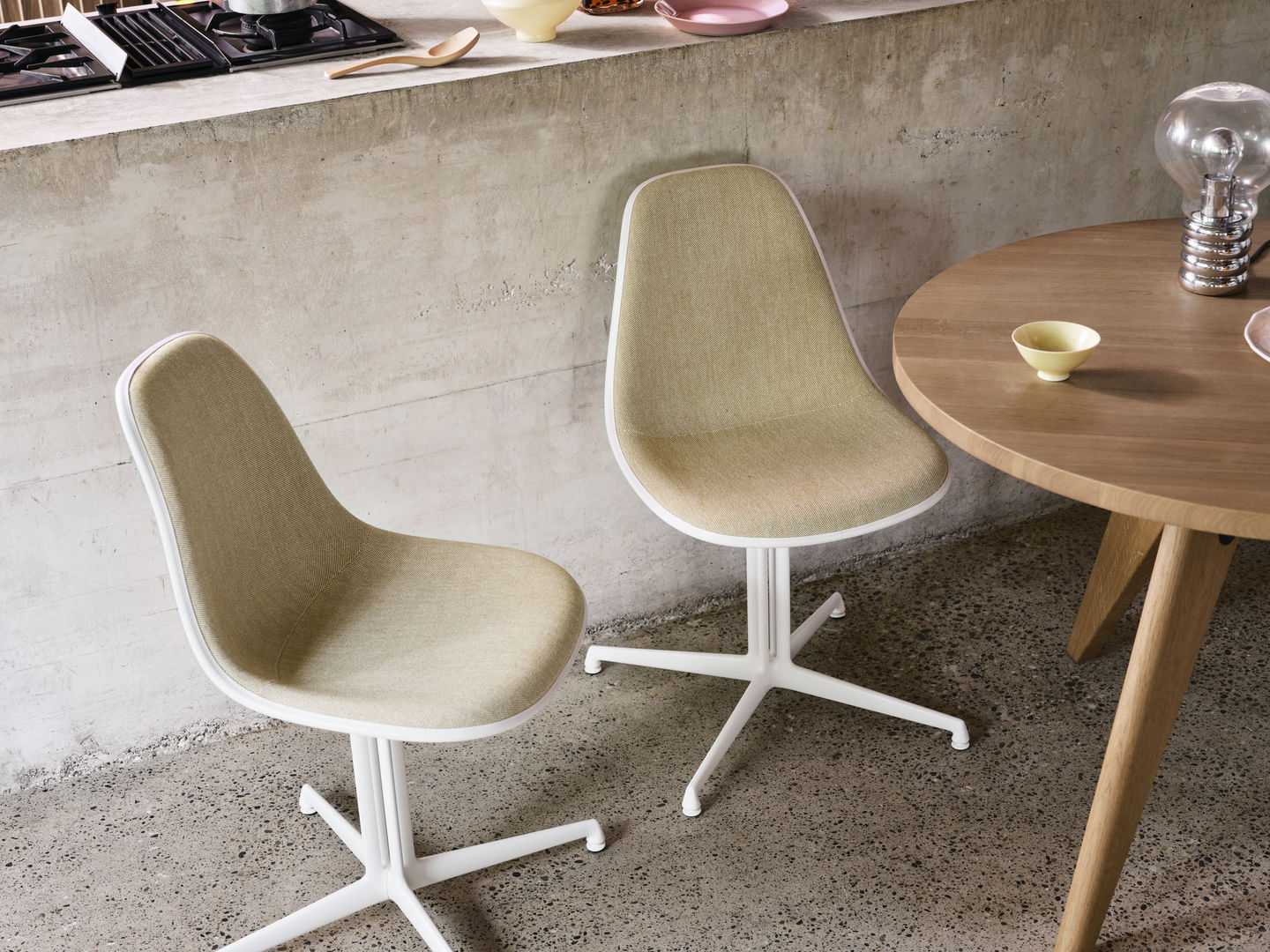 Židle Eames DSL